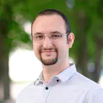 Analyzing User and Group Behavior during Elections: Coordination, Bots and Misinformation. [Virtual Talk]